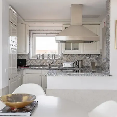 Penthouse Terrace 360º View By Lovelystay Lisboa